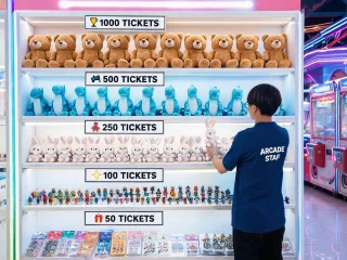 Prize wall restock